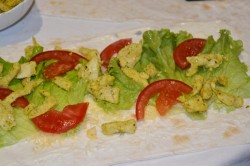 название картинки Цезарь ролл куриный безмайонезный