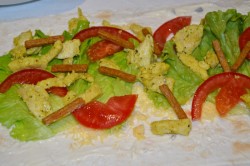 название картинки Цезарь ролл куриный безмайонезный