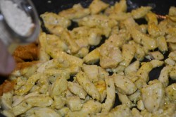 название картинки Цезарь ролл куриный безмайонезный