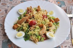 название картинки Салат Цезарь с пекинской капустой