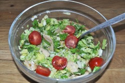 название картинки Салат Цезарь с пекинской капустой