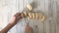 Чебуреки с картошкой - шаг 11 Чебуреки с картошкой - шаг 11