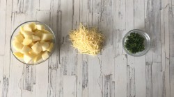 Чебуреки с картошкой - шаг 6 Чебуреки с картошкой - шаг 6