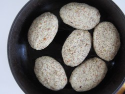 название картинки Чечевичные котлеты постные