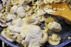 Чешский суп в хлебе