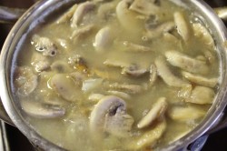 Чешский суп в хлебе