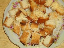 Чесночный суп с гренками по-чешски