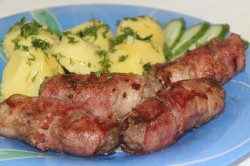 Чевапчичи на сковороде