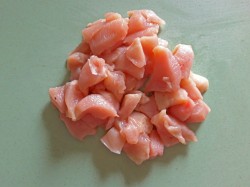 Чили с курицей из сезонных овощей