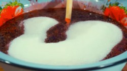 Чёрная смородина перетертая с сахаром без термообработки