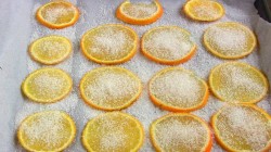 Цукаты из цельных апельсинов с сахаром - шаг 3
