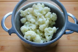 Цветная капуста в кляре на сковороде