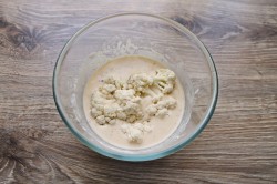 Цветная капуста в хрустящем кляре - шаг 7 Цветная капуста в хрустящем кляре - шаг 7