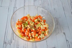 Цыпленок, фаршированный сельдереем и хлебом - шаг 7 Цыпленок, фаршированный сельдереем и хлебом - шаг 7