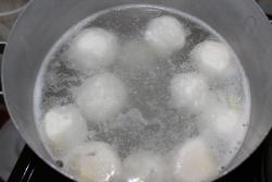 Десерт Раффаэлло с клубникой - шаг 13 Десерт Раффаэлло с клубникой - шаг 13