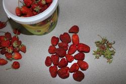 Десерт Раффаэлло с клубникой - шаг 2 Десерт Раффаэлло с клубникой - шаг 2