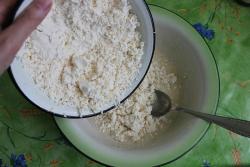 Десерт Раффаэлло с клубникой - шаг 5 Десерт Раффаэлло с клубникой - шаг 5