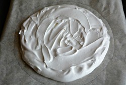 название картинки Детский торт Смешарики из крема