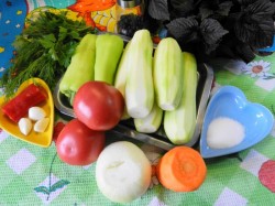 Диетическая кабачковая икра в рукаве