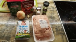 Диетические котлетки из куриного фарша и творога