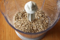 Диетические панкейки овсяные на молоке - шаг 2