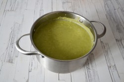 Диетический суп из кабачков