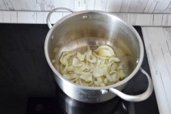 Диетический суп из кабачков