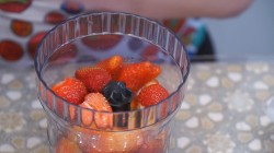 Джем из клубники с кусочками ягод с агар-агаром - шаг 5