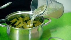 название картинки долма с начинкой из мясного фарша, риса, лука и зелени