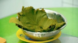 название картинки долма с начинкой из мясного фарша, риса, лука и зелени