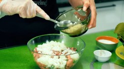 название картинки долма с начинкой из мясного фарша, риса, лука и зелени