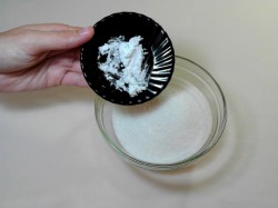 Мороженое из молока и сахара - шаг 3