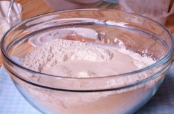 Домашние булочки для гамбургеров на ржаной и пшеничной муке