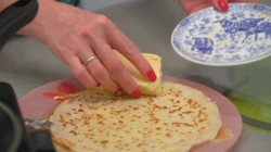 Домашние классические блины на молоке