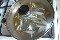 Шпроты из кильки домашние на зиму - шаг 6 Шпроты из кильки домашние на зиму - шаг 6