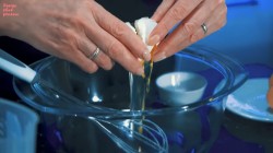 Домашние ватрушки с творогом, ванилью и изюмом