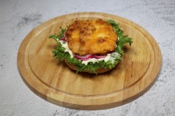 Домашний бургер с острой хрустящей курочкой