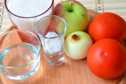 Кетчуп с яблоками и помидорами на зиму домашний - шаг 1 Кетчуп с яблоками и помидорами на зиму домашний - шаг 1