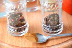 Кетчуп с яблоками и помидорами на зиму домашний - шаг 2 Кетчуп с яблоками и помидорами на зиму домашний - шаг 2