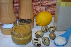 название картинки Майонез на перепелиных яйцах и оливковом масле в блендере