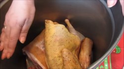 название картинки Домашний холодец со свининой и петухом