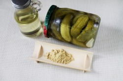 Домашняя горчица на огуречном рассоле из порошка