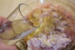 Свиная колбаса с курином филе в фольге в духовке - шаг 10 Свиная колбаса с курином филе в фольге в духовке - шаг 10