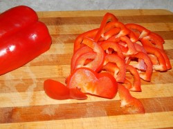 Домашняя лапша с овощами