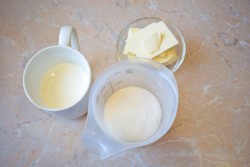 Домашняя мягкая карамель - шаг 1 Домашняя мягкая карамель - шаг 1