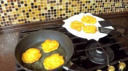 Драники картофельные с луком классика