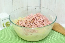 Драники с колбаской и зеленью