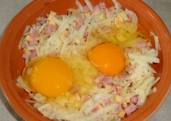 Драники с ветчиной - шаг 6