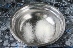 название картинки Дрожжевое тесто без яиц просто