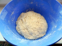 название картинки Дрожжевое тесто на сухом молоке